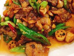 藕尖小炒肉-万景饭店·鱼街农家菜