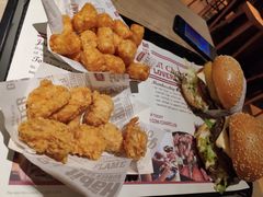 鸡米花-The Habit Burger Grill 哈比特汉堡(复兴soho店)