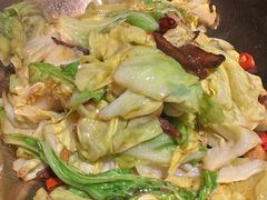 干锅腊味卷心菜-乔街深夜食堂·台州菜·高压锅生蚝(杭州总店)