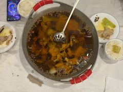 -鑫巴蜀小镇 · 水煮鱼专研店(玉桥店)