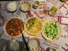 -耙吉吉川味小酒馆(本地人回头店)