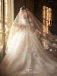 -雪中彩影婚纱摄影·微光艺术中心