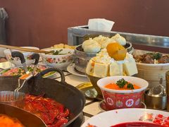 -海底捞火锅鲜切牛肉主题店(长寿路店)