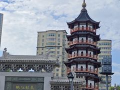 -绳金塔