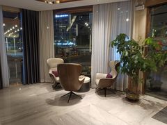 -麗枫(广州番禺长隆南村万博地铁站店)