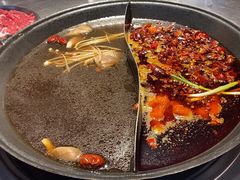 -鹿鸣山草本茶香火锅(园西路店)