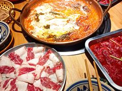 -洱火云南酸菜牛肉火锅(石景山当代商城店)