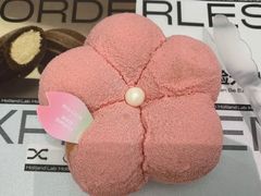 -好利来(上海虹桥新天地Lab主题店)