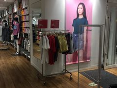 -优衣库(哈尔滨中央大街店)