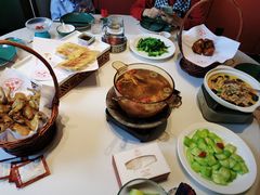 -鸽子侯·家宴·平价海鲜(绿地店)