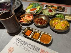 -草家酱蟹炭火烤肉店(珲春南路一店)