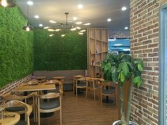 -焙丽拾光(麦凯乐直营店)