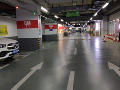 -嘉亭荟城市生活广场-停车场