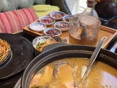 -小椒娘撒椒鱼火锅(三八广场店)