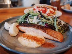 香煎三文魚-ROAST coffee & eatery