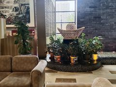 -锦龙国际酒店(天津奥体中心华苑地铁站店)