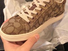 -COACH蔻驰(百联奥特莱斯店)