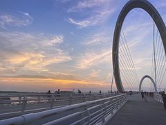 -南京眼步行桥