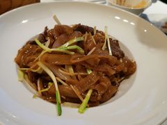 古厨干炒自制牛河-北京厨房(西安SKP店)