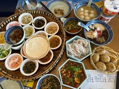 -包整·丝娃娃(一览甲秀楼风景店)