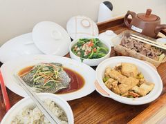 -雪梅月子中心(华侨城店)