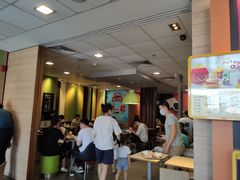 等位区-麦当劳(黄石北路店)