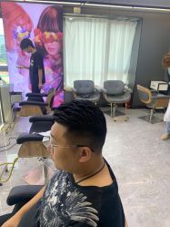 -藤野造型烫发染发