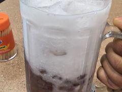 椰汁红豆冰-喜莲咖啡