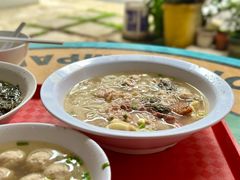 粿条汤-大华猪肉粿条面