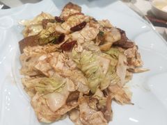 茴子白炒灌肠-百姓渔村(平阳路店)