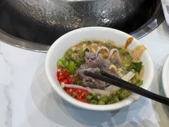 -吕记潮汕牛肉火锅(海宁海昌南路店)