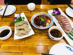 -三羊居食府(文艺路店)