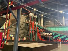 -极限PLAY运动娱乐新世界·团建派对表演休闲馆·室内高空游乐园