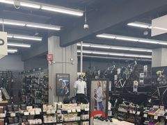 -迪卡侬(越秀公园店)