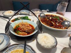 -周渝食惦·酸菜鱼精致川菜(横岗店)
