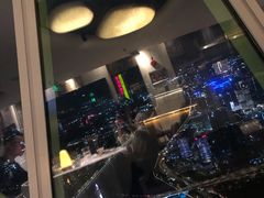 -广州塔卢特斯法国旋转餐厅