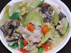 酸菜肚片-国生茶庄·地道农家菜团建活动