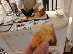 -HOT CRUSH趁热集合·现烤面包(环球港店)