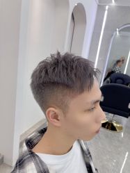 点击看大图 -COMO SALON 烫染可茉发型