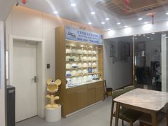 -亿视康青少儿眼镜(五官科店)