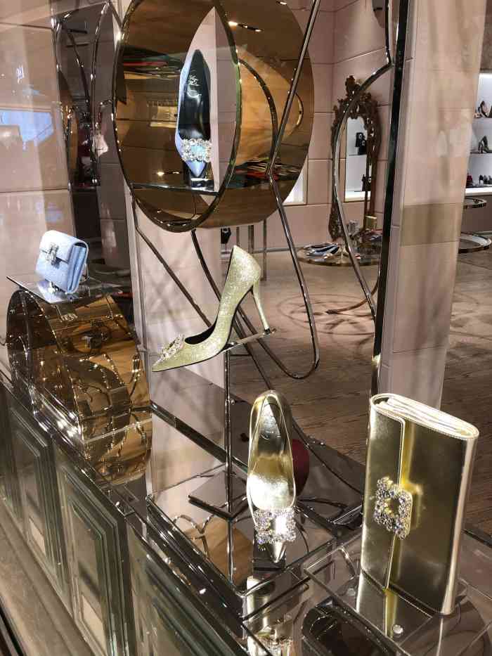 roger vivier(澳门银河店)-"再次夸一下银河,一条路逛到头,舒适又方便