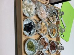 -阮大兴糕团(杭州西湖银泰百货店)