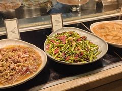 -大中华希尔顿酒店-念自助餐·嗨啤·小龙虾