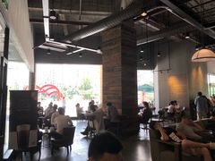 大堂-星巴克臻选(湛江鼎盛广场店)