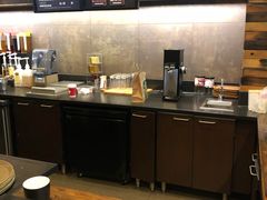 -星巴克臻选(青岛麦凯乐分店)