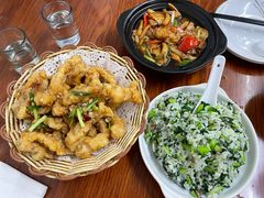 -胡子饮食店