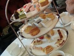 红丝绒下午茶-Salon de Ville浦江汇(上海外滩华尔道夫酒店店)