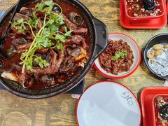 -老闵田螺馆·南昌特色小炒(梦时代店)