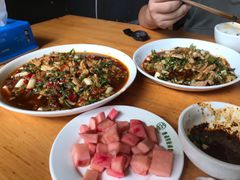 -茅屋大酒店