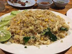蟹肉炒饭-Ruam Saep Yok Khok Som Tam